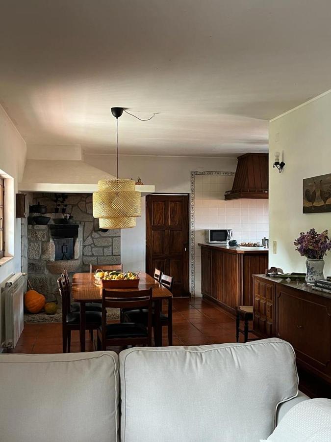 Casa Da Pedrada *